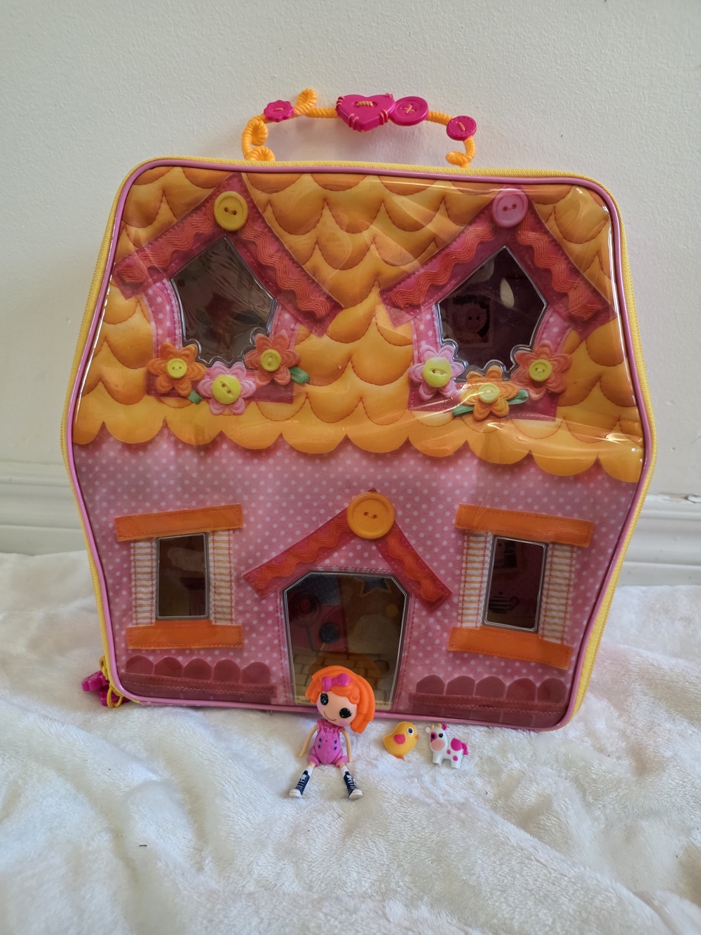 Mini Lalaloopsy Carry-Along Playhouse Carrying Case w/ Sunny Side Up Doll & Pets